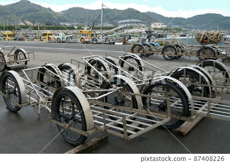Scenery of the fishing port Rearcar Scenery of the fishing port Rearcar 87408226