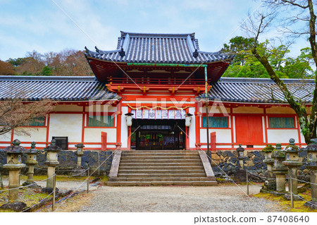 Nara Tamukeyama Hachimangu Shrine 87408640