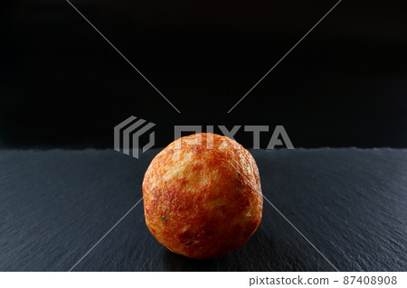 Plain takoyaki Takoyaki without anything Plain takoyaki Takoyaki without anything 87408908
