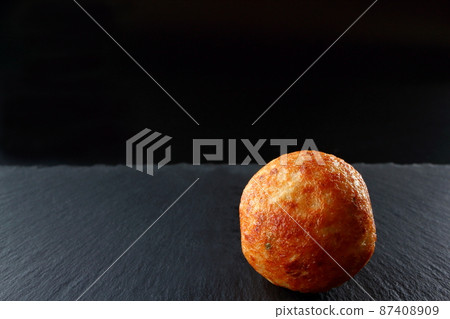 Plain takoyaki Takoyaki without anything Plain takoyaki Takoyaki without anything 87408909