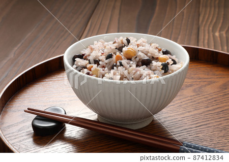 16粒大米 87412834