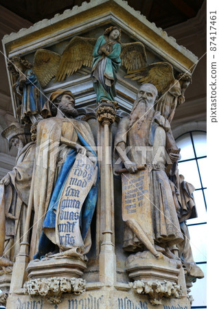 Dijon's Moses Well 87417461