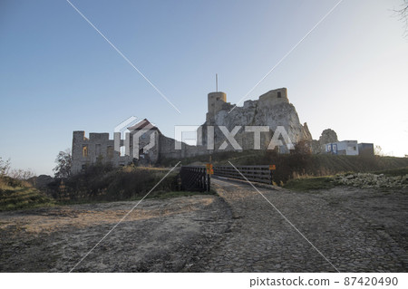 Rabsztyn medieval castle in Silesia, Poalnd 87420490