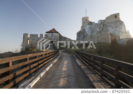 Rabsztyn medieval castle in Silesia, Poalnd Rabsztyn medieval castle in Silesia, Poalnd 87420503