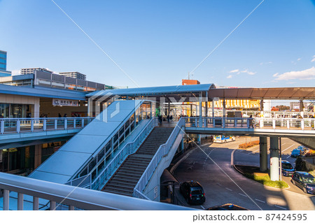 Ebina Station East Exit Ebina Central Park pedestrian bridge 87424595