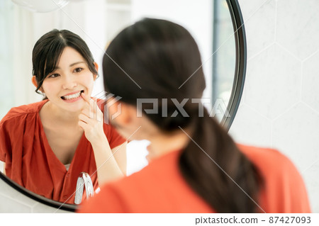 潔白的牙齒 87427093