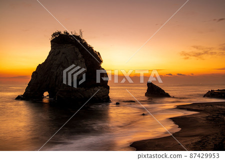 Meotoiwa（鈴目島）的日出 87429953