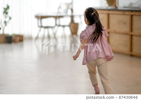 女孩 兒童 生活方式 育兒 87430648