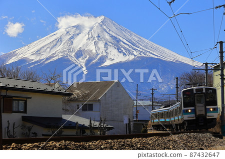 富士山和鐵路 211 系列 富士山和鐵路 211 系列 87432647