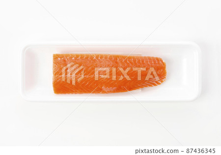 鱒魚鮭魚柵欄(生魚片) 鱒魚鮭魚柵欄(生魚片) 87436345