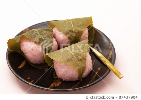 春季日式點心櫻餅_長明地餅_背景粉色 87437904