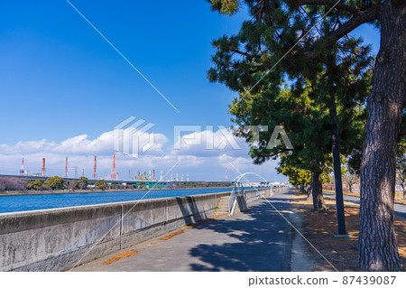 Hamaji waterway and revetment promenade in Takaishi city 87439087
