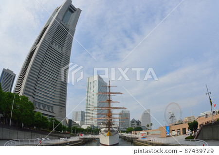 Landscape of Minato Mirai Landscape of Minato Mirai 87439729