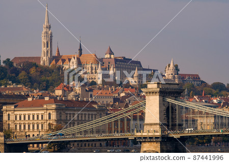 Szechenyi Chain Bridge and Buda Castle in Budapest, Hungary Szechenyi Chain Bridge and Buda Castle in Budapest, Hungary 87441996