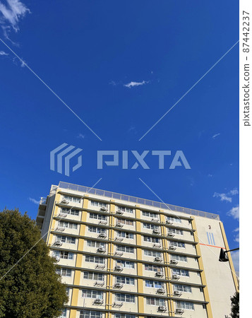 昭和時代遺跡與藍天風光的舊住宅小區_13 昭和時代遺跡與藍天風光的舊住宅小區_13 87442237