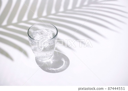 Carbonated water glass refreshing silhouette 87444551