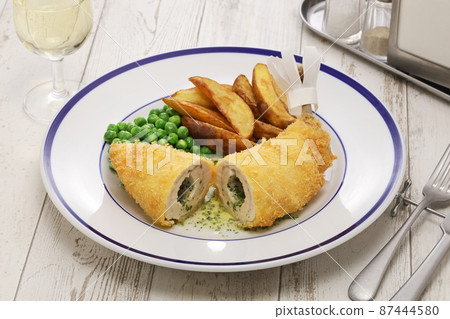 Chicken Kieu (Ukrainian food) 87444580