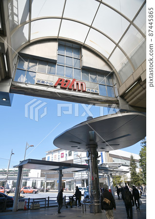 東京都品川區棕櫚商店街的入口武藏小山站前 87445865