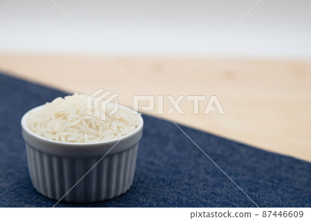 Thai rice in cocotte 87446609