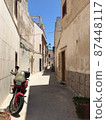 Sicilian alley 87448117