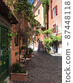 Back of alley of Rome 87448118