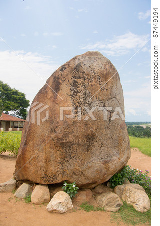 Livingston Stanley Memorial 87449194