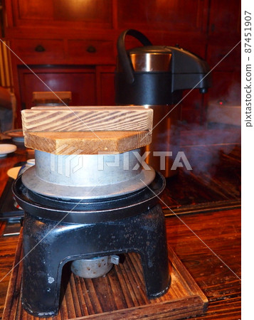 Kamado cooking inn 87451907