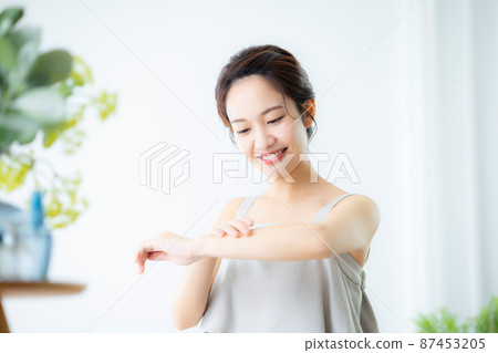 Beauty image 87453205