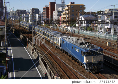 Utsunomiya Line / Nikko E131 series distribution train (in Saitama Prefecture) Utsunomiya Line / Nikko E131 series distribution train (in Saitama Prefecture) 87453212