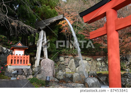 勝尾寺 勝尾寺瀑布 87453841