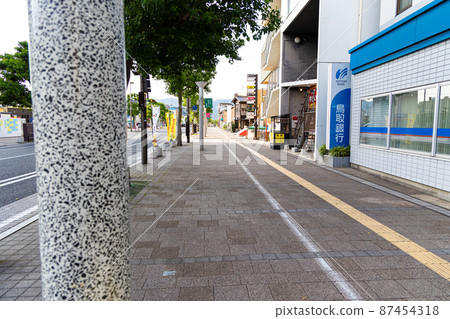 EOS R6. Shimane Izumo, Tottori Bank Street. 87454318