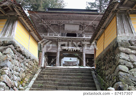 Ryokaizan Yokokuraji Temple Walk in Early Spring 84 (Yokokura, Ibigawa-cho, Ibi-gun, Gifu Prefecture) Ryokaizan Yokokuraji Temple Walk in Early Spring 84 (Yokokura, Ibigawa-cho, Ibi-gun, Gifu Prefecture) 87457307