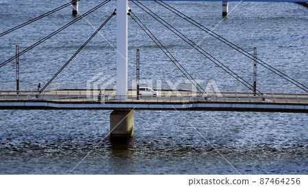 Morinaga Bridge 87464256