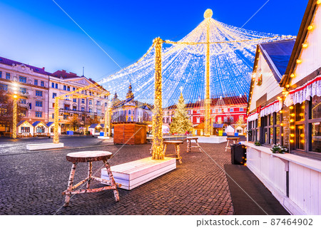 Cluj Napoca, Romania - Christmas Market in Transylvania Cluj Napoca, Romania - Christmas Market in Transylvania 87464902
