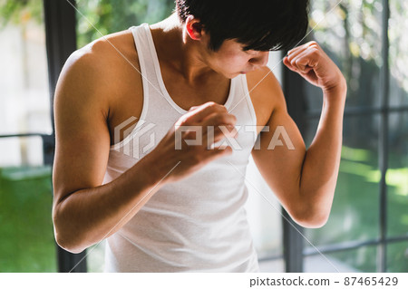 手臂肌肉 87465429