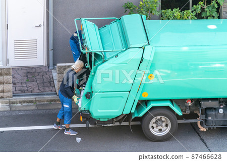 Garbage truck 87466628