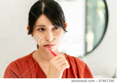 A brush A brush 87467166