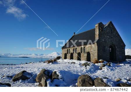 Winter wonderland at Tekapo 87467442