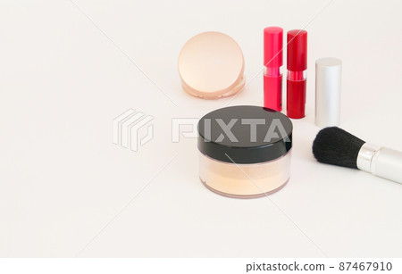 Cosmetics / cosmetics image 87467910