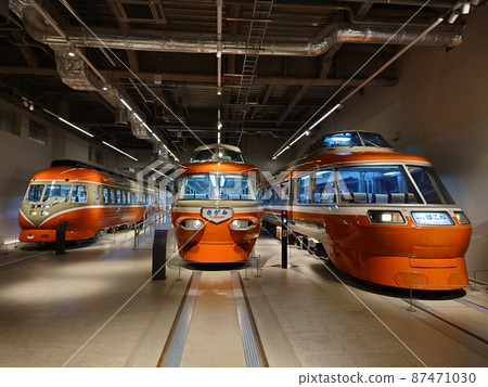 [Odakyu Electric Railway] Romancecar Museum LSE7000, NSE3100 and SE3000 87471030
