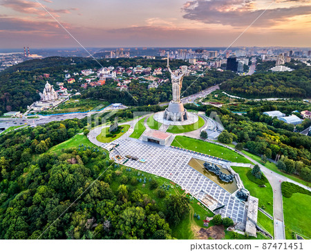 The Motherland Monument in Kiev, Ukraine The Motherland Monument in Kiev, Ukraine 87471451