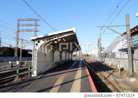 鶴見線荻町站內 87471524