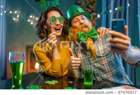 couple celebrating St. Patrick's Day couple celebrating St. Patrick's Day 87476917