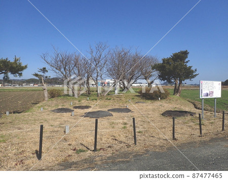 Shito branch stone graves (sightseeing spot, Shito character Sakamoto, Itoshima City, Fukuoka Prefecture) Shito branch stone graves (sightseeing spot, Shito character Sakamoto, Itoshima City, Fukuoka Prefecture) 87477465