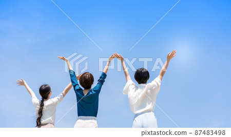 藍天萬歲 87483498