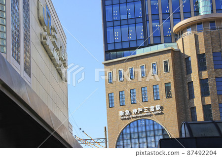 阪急/神戶三宮站和JR三宮站/兵庫縣神戶市中央區 87492204