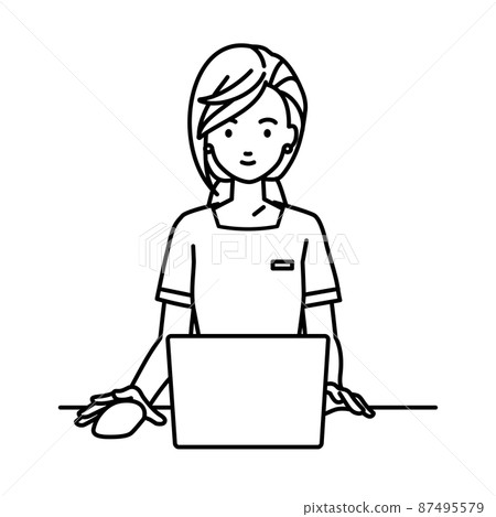 一位坐在辦公桌前使用 PC 的女性美容院店員、接待員和服務員 87495579