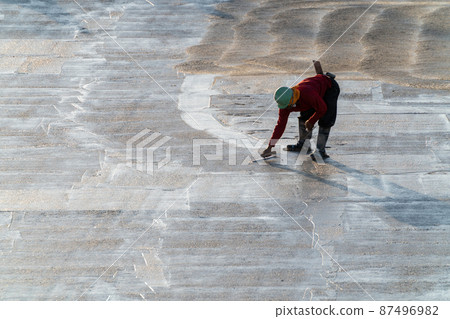 施工現場抹灰工作混凝土搗固鐵飾面 87496982