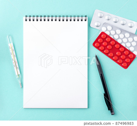 open notebook with blank white clean page to write the treatment plan of the disease. open notebook with blank white clean page to write the treatment plan of the disease. 87496983