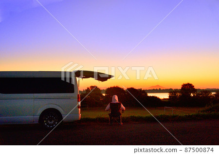 Van Life Sunrise Raised Bog Morning(渡瀨減速地面) Van Life Sunrise Raised Bog Morning(渡瀨減速地面) 87500874